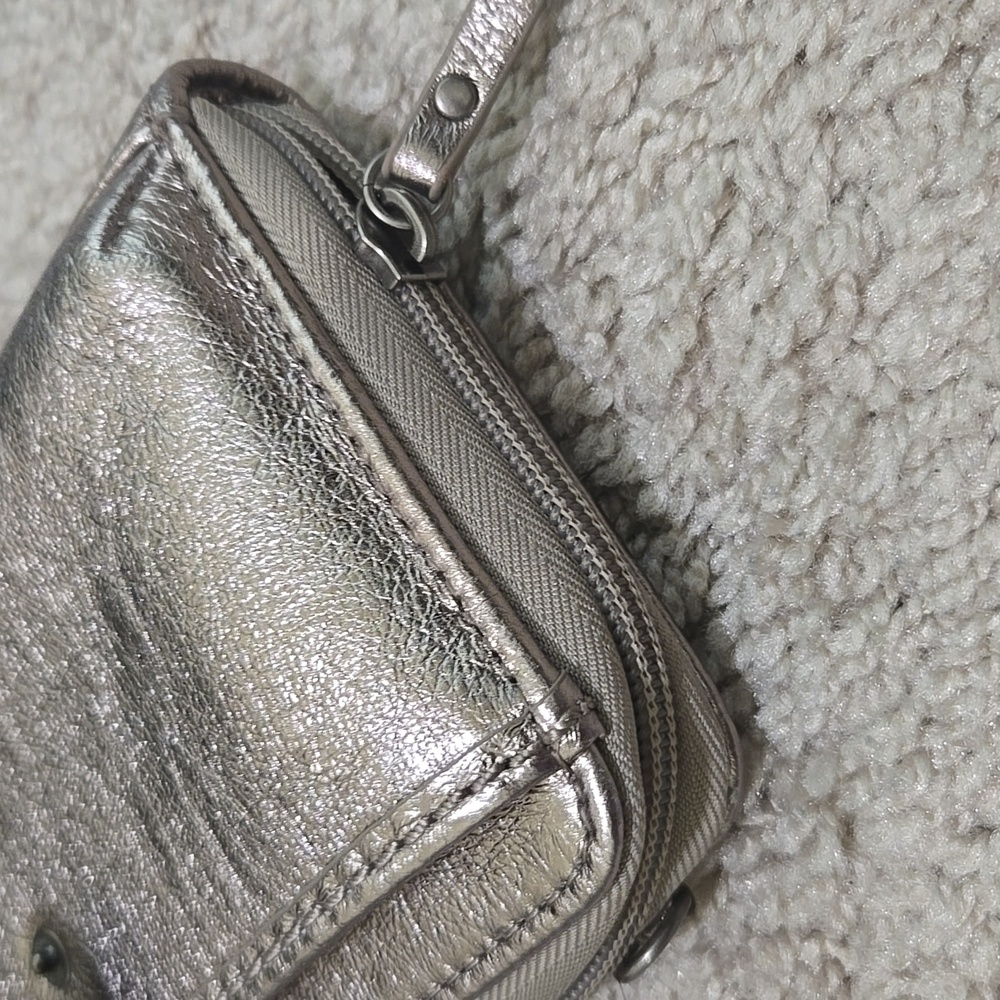 Like New The Sak Gold Metallic Wallet with Strap - Picture 10 of 12